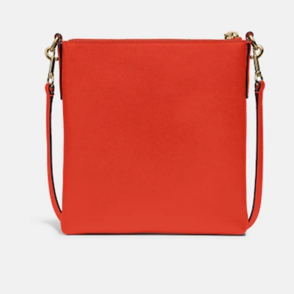 New Coach Kitt Messenger Crossbody - Picture 3 of 11